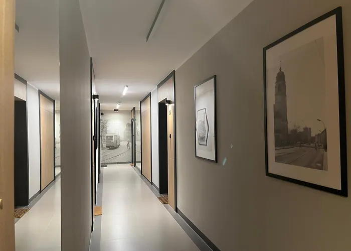 Nowy Plazowy Z Silownia I Hala Garazowa