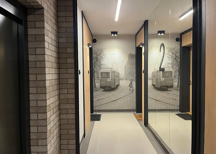 Daire Nowy Plazowy Z Silownia I Hala Garazowa *